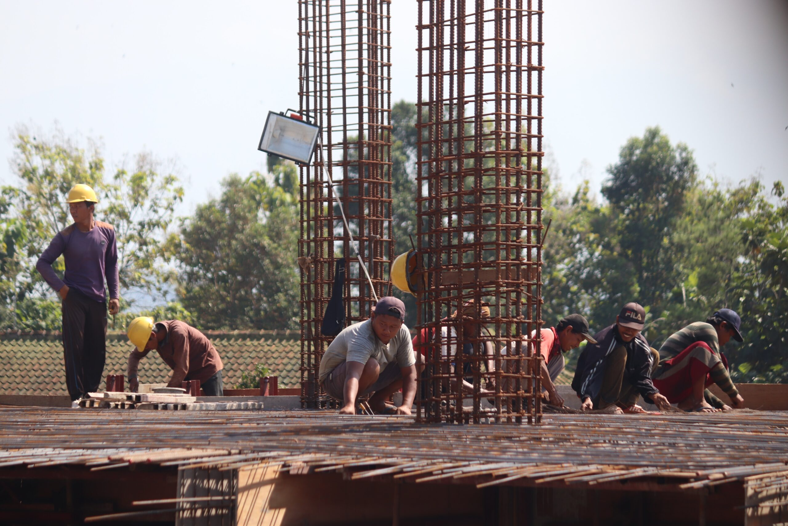 Bongkar Paksa untuk Proyek Baru